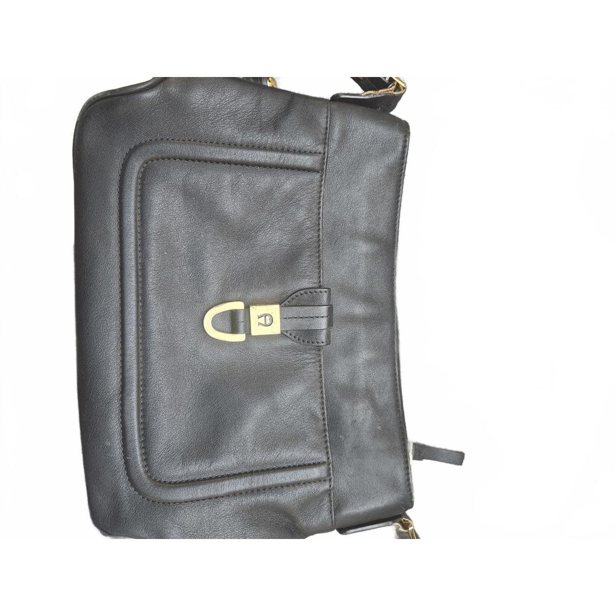 Preowned Etienne Aigner